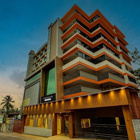Townhouse Madgaon Hotel Raia Exterior photo