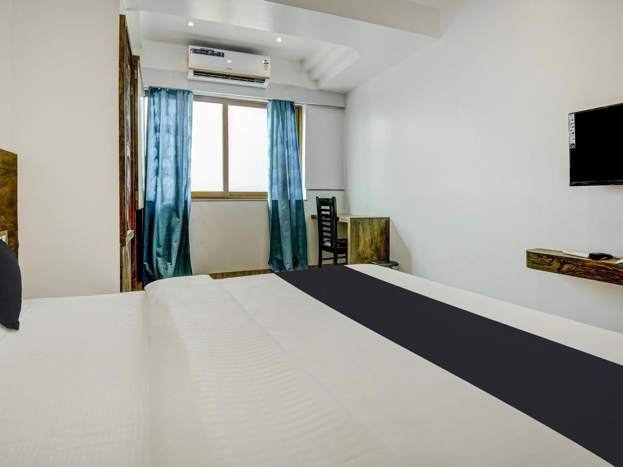Townhouse Madgaon Hotel Raia Exterior photo