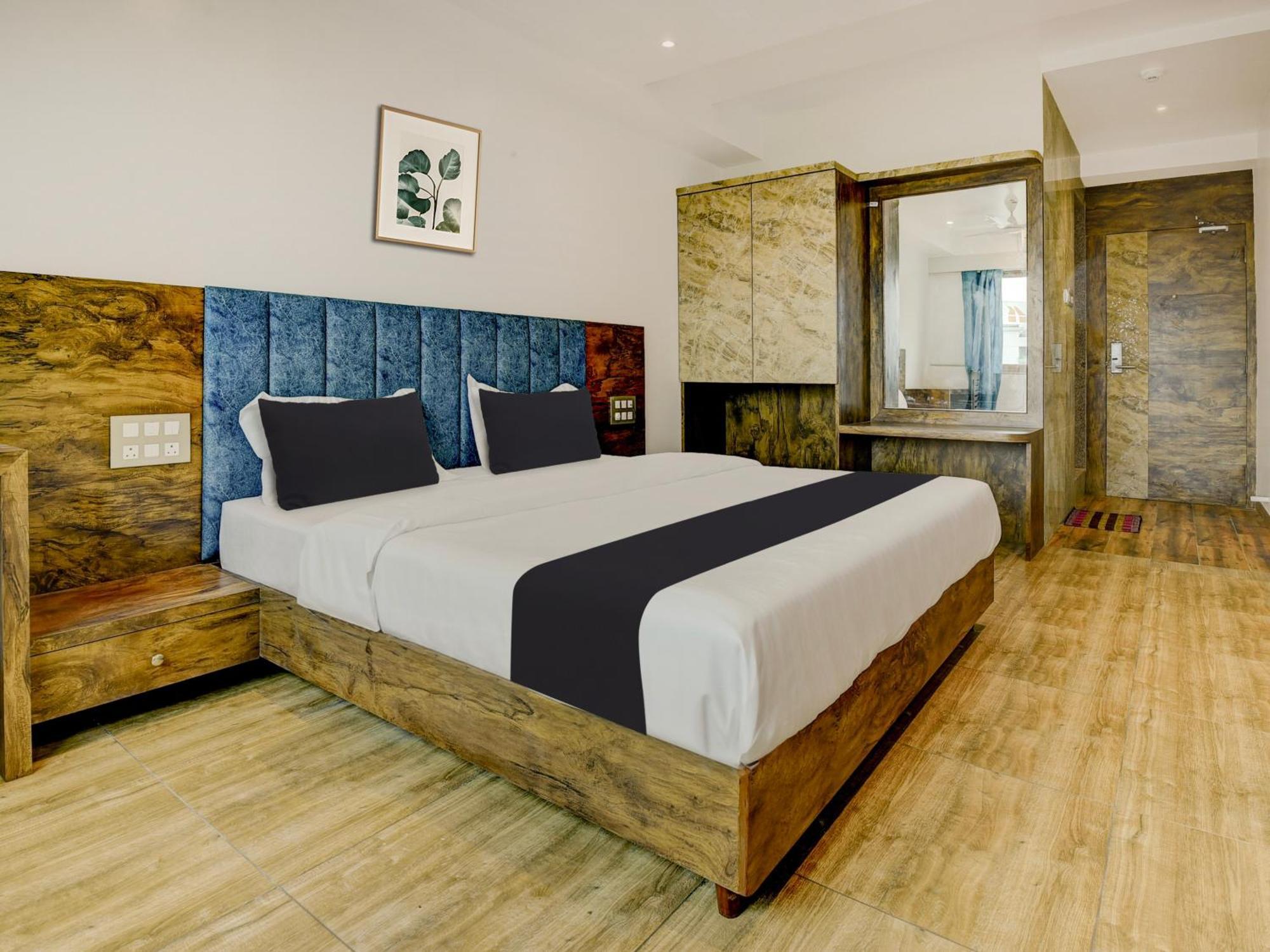 Townhouse Madgaon Hotel Raia Exterior photo